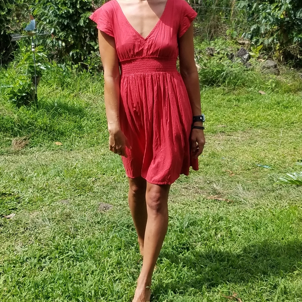 Pretty Roxy dress with fitted waistline